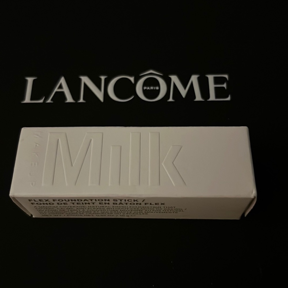 Milk make up flex foundation stick